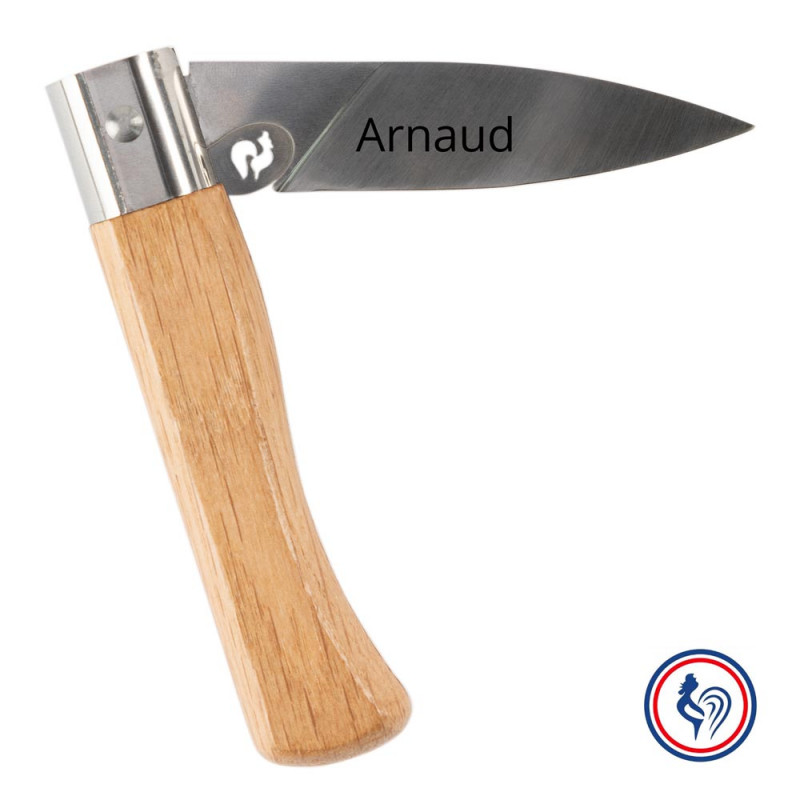 Coltello in legno di quercia inciso personalizzato